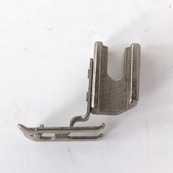 Singer Simanco Zig Zag Presser Foot 161455 Discontinued Part - Picture 7 of 9